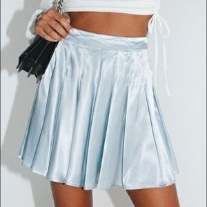 Princess Polly pleated satin mini skirt - baby blue ♥️ NEW WITH TAGS